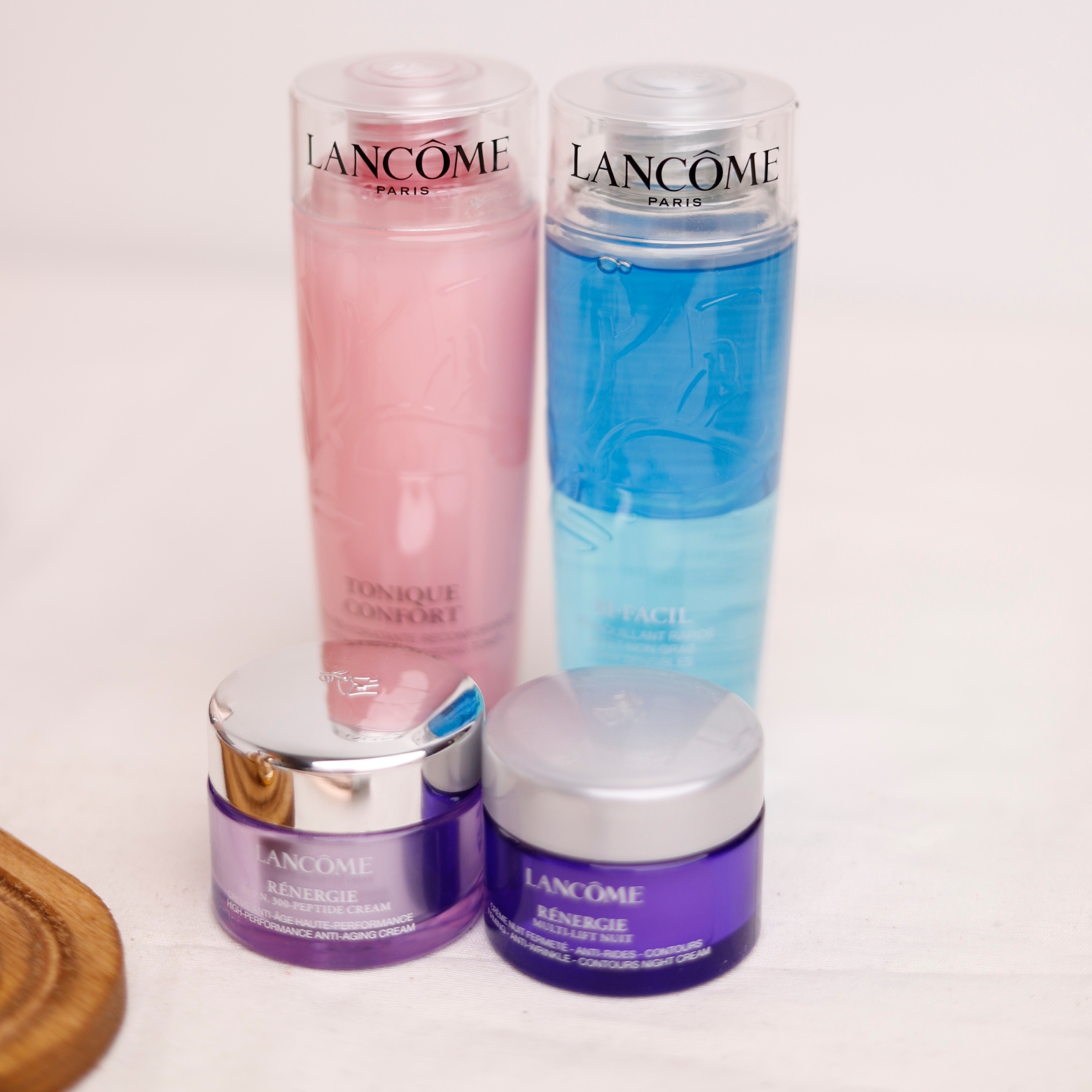 پک آرایشی و بهداشتی 12 تکه لانکوم Lancome Beauty Box Gift Pack